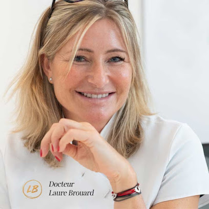 Dr BROUARD Laure – Médecine esthétique – Epilation Laser et Cryolipolyse – Coolsculpting