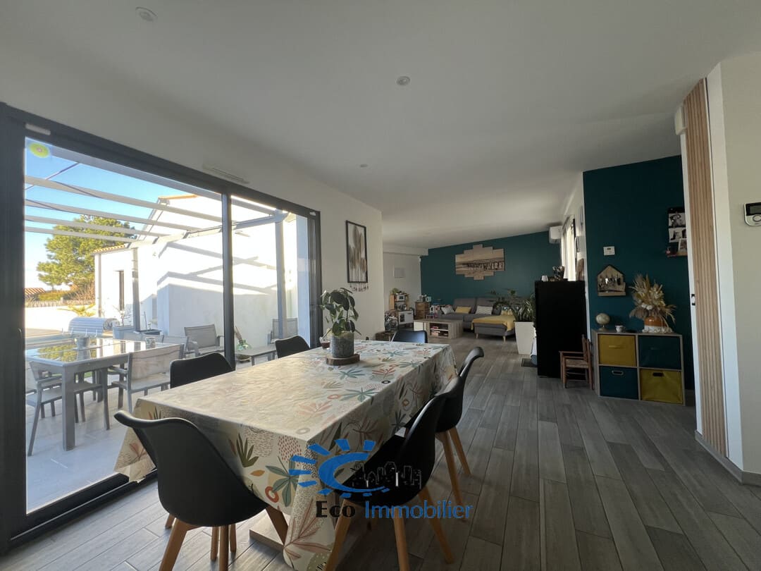 Maison de plain-pied 3 chambres avec piscine — photo 3/5