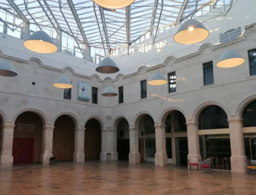 Hall de La Coursive à La Rochelle