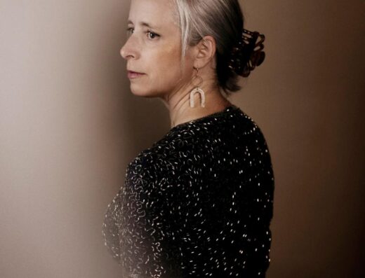 LAURA VEIRS (SOLO)
