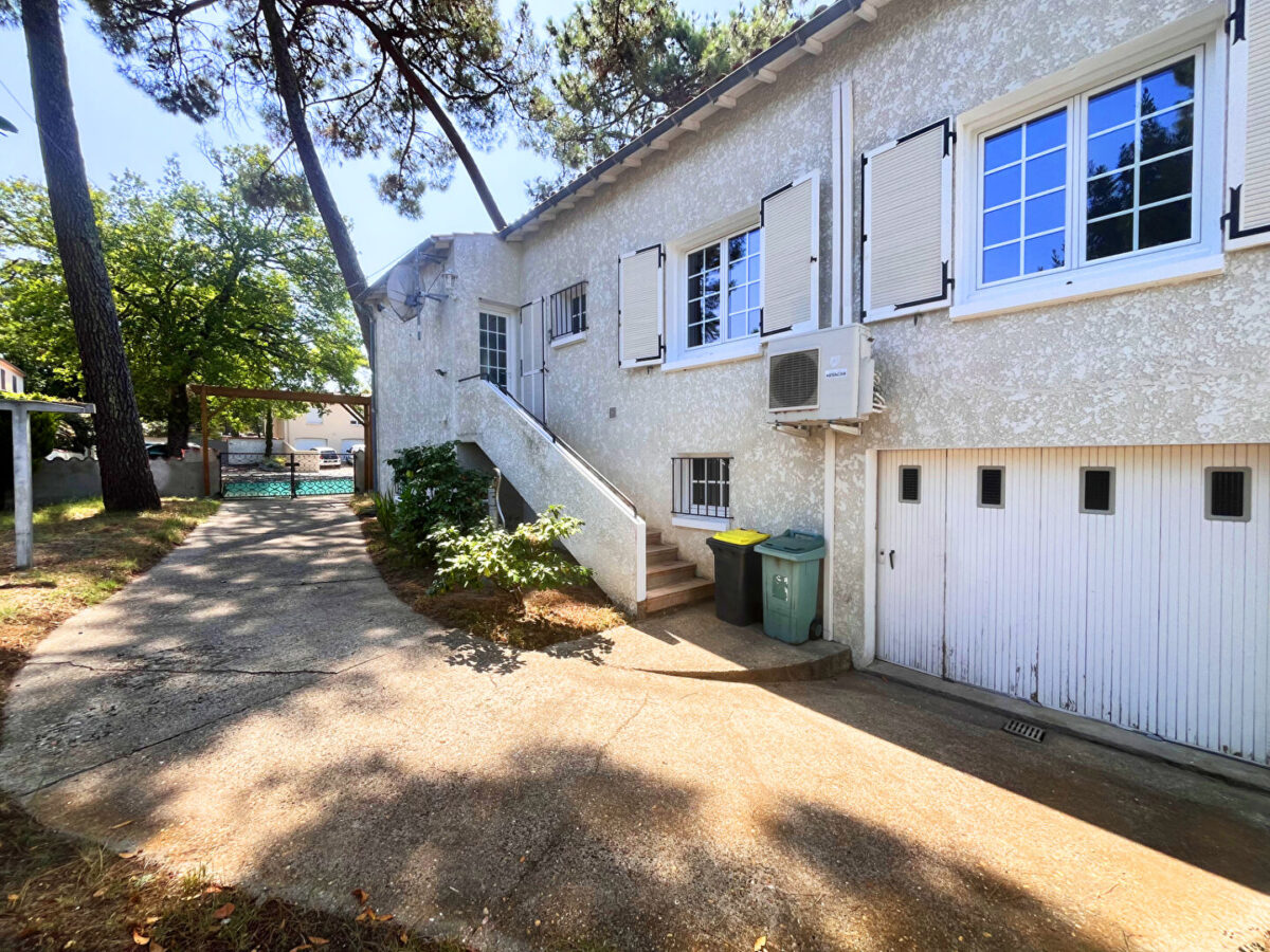 Maison 4 pièces de 100 m2 à La Tremblade / Ronce les bains — photo 4/8