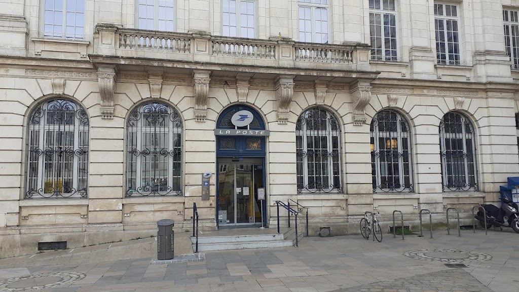 La Poste